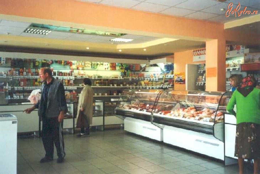 Гвардейск - Новый магазин на площади Tapiau в 2002 году