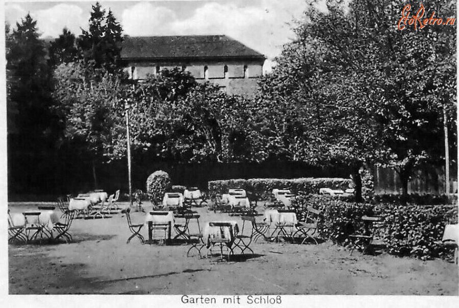 Неман - Ragnit. Garten mit Schloss.