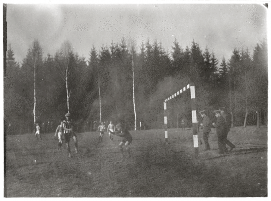 Озерск - Darkehmen, Sportplatz, Fussballspiel Darkehmen - Gudwallen