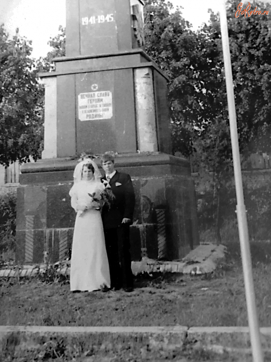 Нестеров - Памятник павшим воинам.