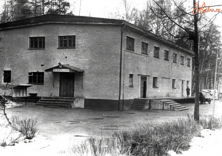 Ладушкин - Казарма (бывший склад)