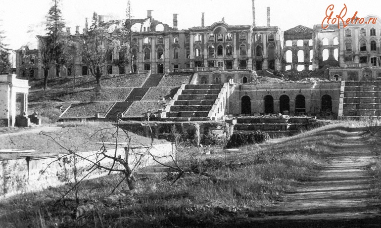 Разрушенный дворец фото
