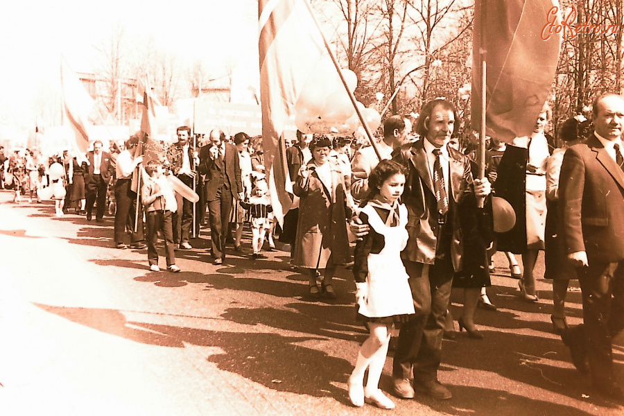 Истра - 1 Мая.  Колонна ВЕТРОЭНА