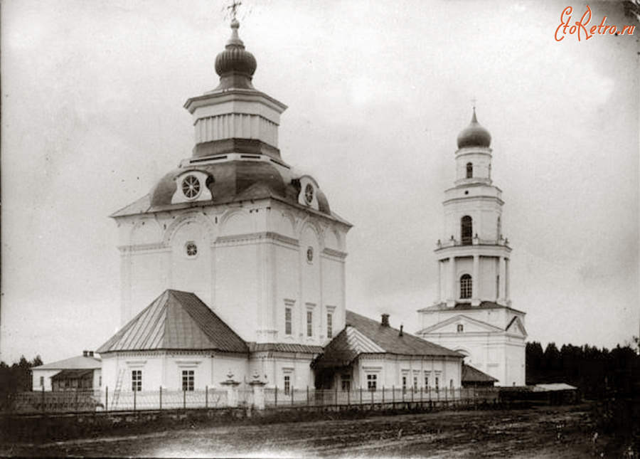 Юрья - Юрьянский район. Великорецкое. Церковь Спаса Преображения.