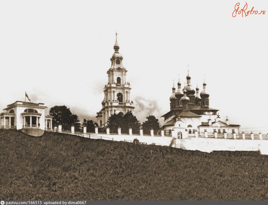 Кострома - Вид на Успенский собор