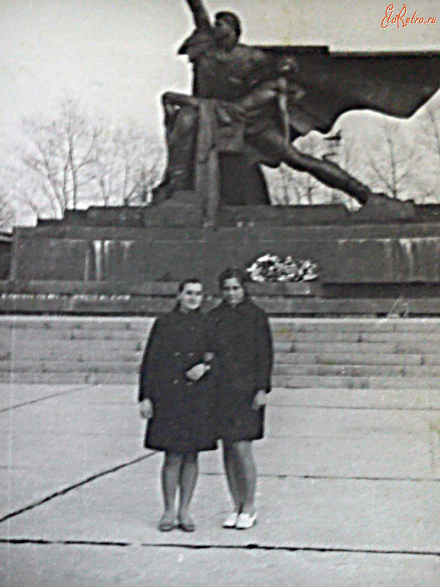 Кострома - Монумент Славы.