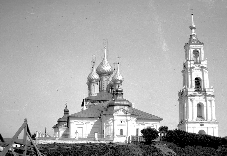 Владимирский собор старые