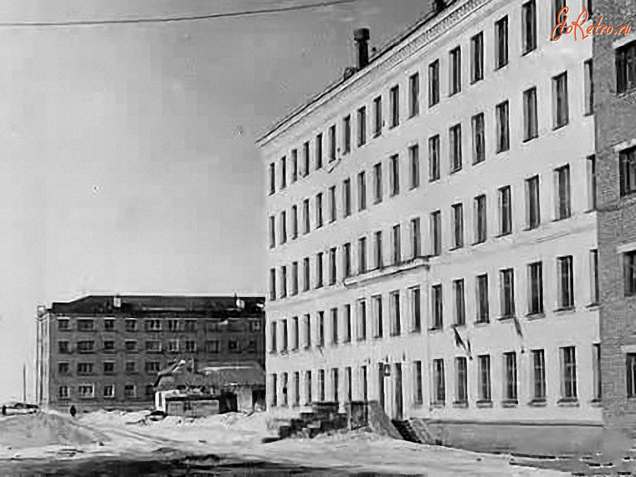 Дудинка - Школа № 1.