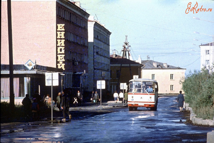 Дудинка - Магазин 