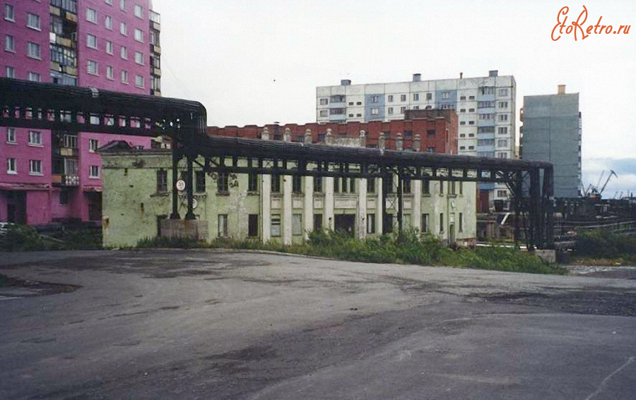 Дудинка - Здание бани.