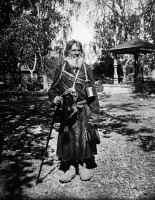 Саров - Русский паломник-простец.