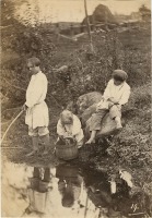 Разное - Крестьянские дети на берегу реки