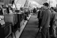 Разное - Выставка американских телевизоров и радиоприемников в Сокольниках.Москва.