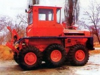 Разное - Колесные версии трактора ДТ-75