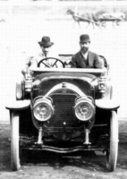 Ретро автомобили - П.Н. Беляев и П.Я. Бекель на автомобиле       Gobron-Brilliе 30 CV, 1911 год.
