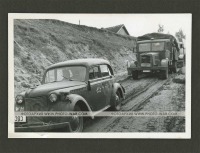 Ретро автомобили - Легковой автомобиль марки Opel Olympia 1938 г., Автомобиль на заднем плане- грузовик марки Krupp LD 3,5 M 222.