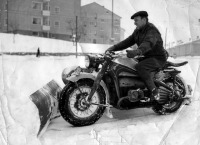 Ретро автомобили - Мотоцикл-снегоочиститель