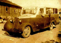 Ретро автомобили - Автобус на улице Кандалакши