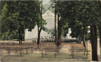 Кисловодск - Музыкальная эстрада в парке, в цвете