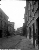 Москва - Мокринский переулок. Вид от дома № 7 в сторону Кремля 1940—1941, Россия, Москва,
