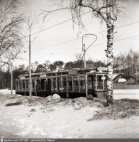 Москва - Остановка электрического трамвая в Сокольниках.