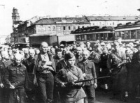 Санкт-Петербург - Колонна немецких военнопленных на Невском проспекте