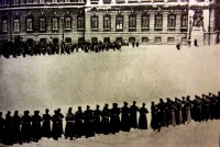 Санкт-Петербург - Расстрел рабочего шествия 9 января 1905 года.