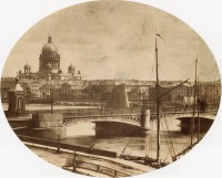Санкт-Петербург - Вид на Николаевский мост и Исаакиеский собор.