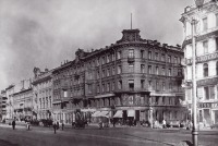 Санкт-Петербург - Фасады домов 62 и 64 по Невскому проспекту.