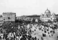 Санкт-Петербург - Площадь, в народе она получила название Знаменской по освящённому в 1765 году приделу церкви Знамения Пресвятой Богородицы.