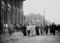 Санкт-Петербург - На Дворцовой набережной после приёма в Зимнем Дворце депутатов I Государственной Думы .27 апреля 1906