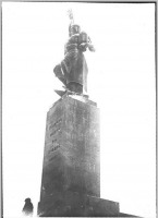 Санкт-Петербург - Памятник жертвам 9 января 1905 г., установленный на Преображенском кладбище