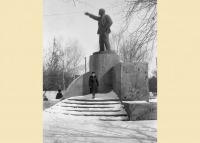 Чебоксары - Парк (взрослый) имени Крупской, памятник Ленину. 1950-е годы