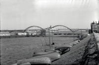 Рыбинск - Вид на пристань и мост через Волгу в Рыбинске