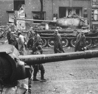 Берлин - Улицы Берлина в мае 1945 года.