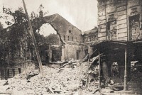 Киев - Взорванный поляками генерал-губернаторский дворец, служивший в 1918 году резиденцией гетмана Скоропадского