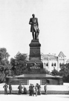 Киев - Киев. Памятник Императору Николаю I.