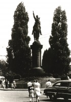 Киев - Памятник Николаю Щорсу в Киеве