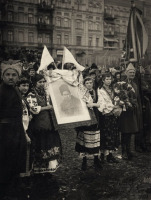 Киев - Демонстація в Київі у березні 1918 року на підтримку української державності.