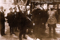 Киев - Київ.  Гетьман Скоропатський зі своїми офіцерами.