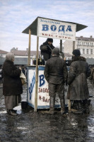 Киев - Киев. Продажа зельтерской водьі и кваса с сиропом.