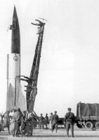 Знаменск - Подготовка первой ракеты ФАУ-2 к запуску