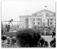 Знаменск - 1-е мая 1953 года на площади Ленина.