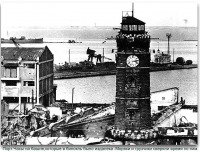 Одесса - Порт.Часы на башне,которые в бинокль было видно издалека.Моряки и грузчики сверяли время по ним.