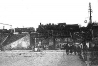 Одесса - На мосту стоит паровоз,готовый к взрыву 10 апреля 1944 г. Пересыпь.