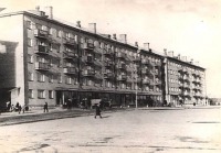 Алексеевка - Пятиэтажные дома на площади Победы