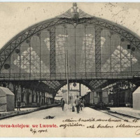 Львов - Залізничний вокзал  Львова за часів Австрійської імперії.