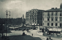 Львов - Львів.  Площа Міцкевича.