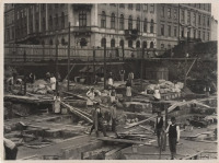 Львов - Львів.  Будівництво фундаменту Оперного театру.