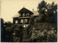Борислав - Борислав. Будинок біля залізничного вокзалу в якому мешкала родина інженера С.Рахвала.